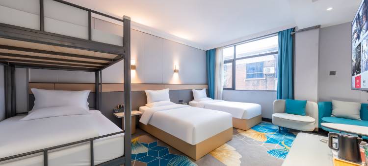 美娱·星峰电竞酒店(巩义星月时代广场店)图片