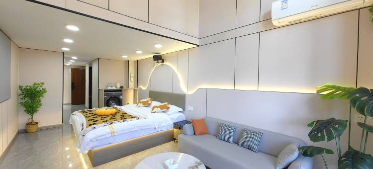 拾光time影院民宿(福州南站胪雷地铁站店)图片