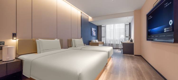 乌鲁木齐国际大巴扎民街亚朵酒店图片