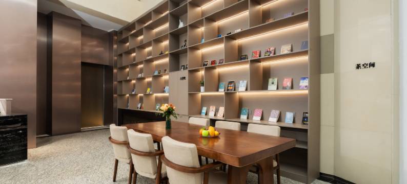 曼美国际酒店(杭州欧美金融城万达广场店)图片