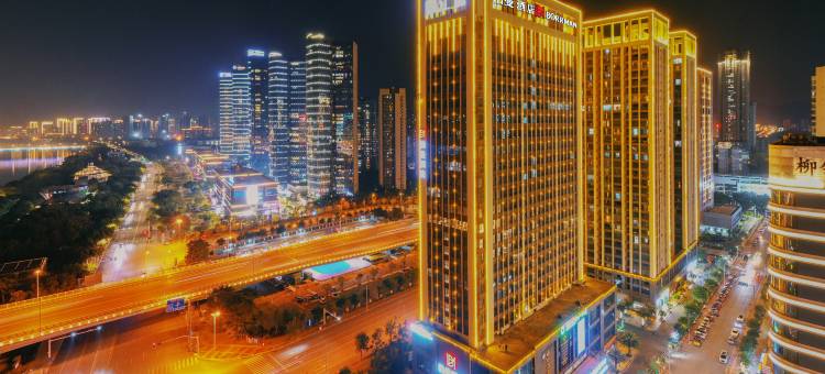 柏曼酒店(柳州白沙大桥游船码头店)图片