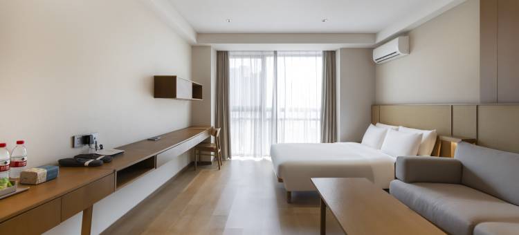 城家高级公寓(上海宝杨路地铁站店)图片