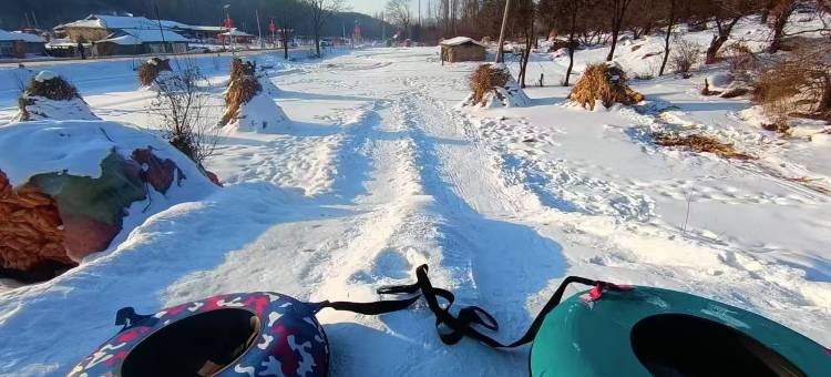 雪谷君宝来客栈(中国雪谷风景区店)图片