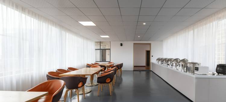 巢笙·品悦酒店(万达广场店)图片