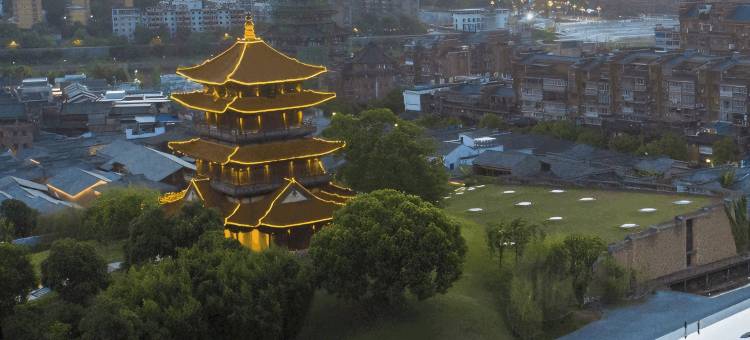 星越STARYUE·精品酒店(景德镇人民广场陶阳里景区店)图片