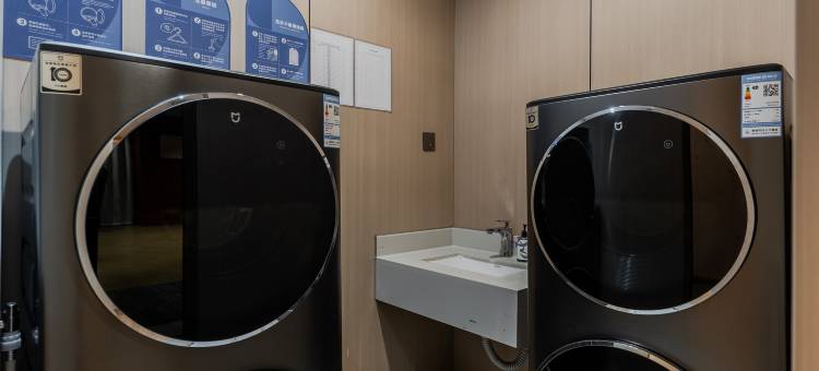 和颐至格酒店(南京弘阳广场长江大桥北地铁站店)图片