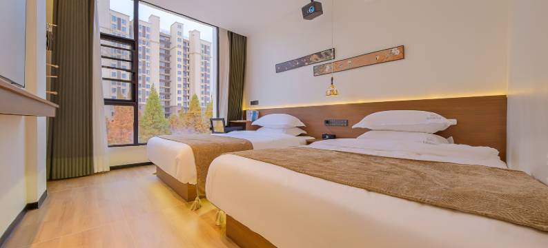 溪涧叠院Designer庭院风丨陶艺主题亲子民宿(陶溪川文创街区店)图片