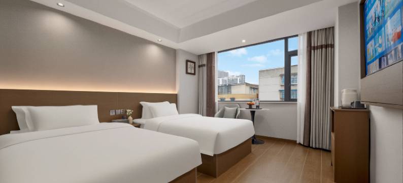 洲月美濠酒店(宁波路国贸购物中心店)图片