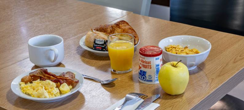 B&B 酒店波尔多梅里尼亚克维尔酒店(B&B HOTEL Bordeaux Mérignac Hôtel de Ville)图片