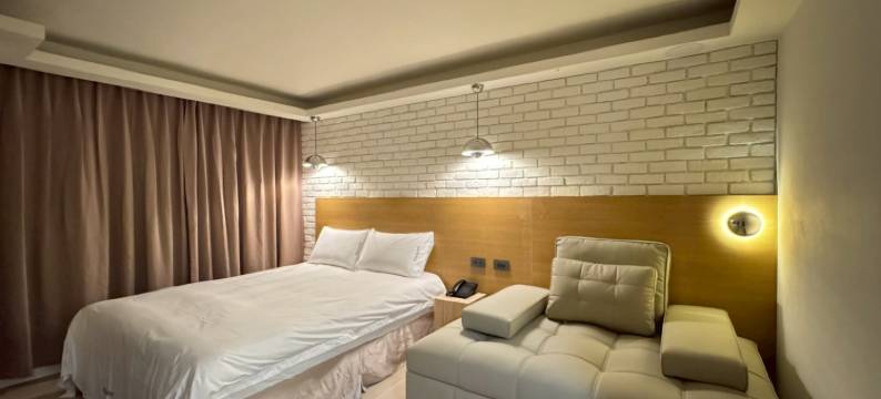 浮逸旅馆-台中车站图片