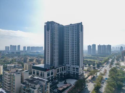 美豪丽致酒店(肇庆东站鼎湖山风景区店)