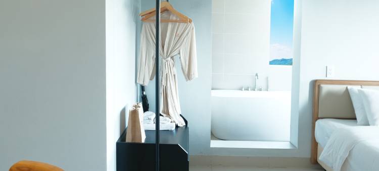 富国岛The Up池畔度假酒店(The Up Hotel Phu Quoc Island - The Poolside Escape)图片