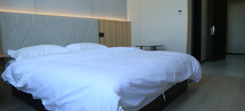 如家旗下华驿精选酒店(太原晋源儿童医院店)图片