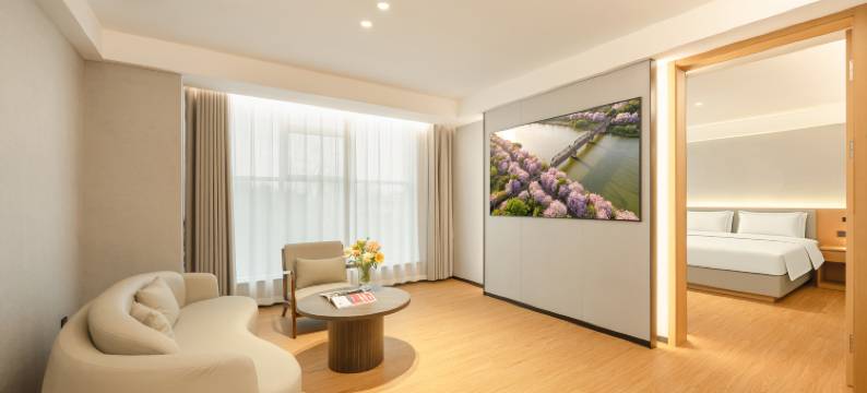 雅里汇旅程酒店(柳州高铁站柳南万达店)图片