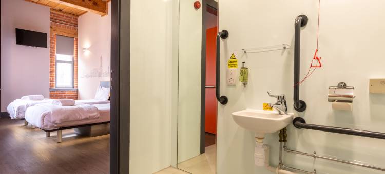 曼彻斯特便捷酒店(easyHotel Manchester)图片