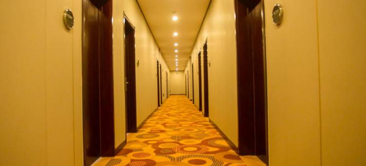 嘉华商务酒店(唐山遵化人民公园店)图片