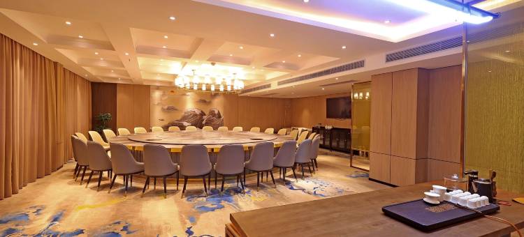 华美国际大酒店(龙胜汽车站店)图片