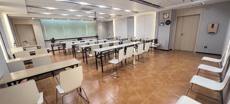 格菲酒店(宿州砀山新二中店)图片