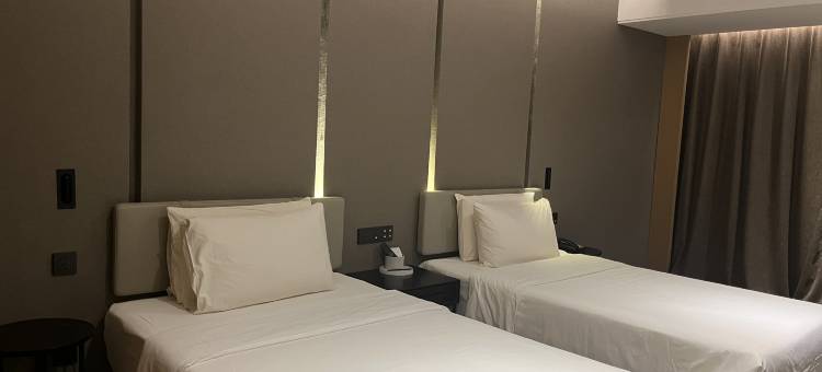 亚朵酒店(洛阳龙门高铁站市政府店)图片