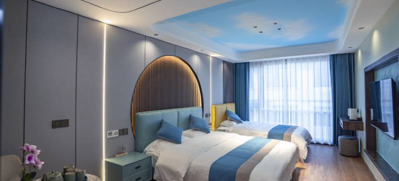 千岛湖镇舒曼·居里Life轻奢设计民宿(千岛湖啤酒小镇店)图片