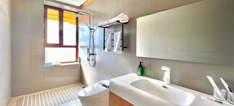 伊春逸风伴山酒店图片