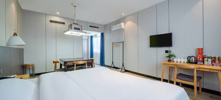 星期六酒店(娄底涟钢沃尔玛五江建材城店)图片