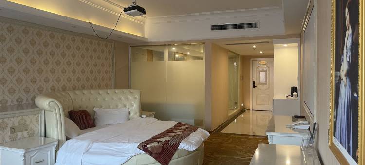 鹿寨奥维利酒店(鹿寨县政府行政广场店)图片