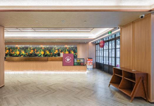 Orange Hotel (Shenzhen Futian Shawei Metro Station) Hotel Overview