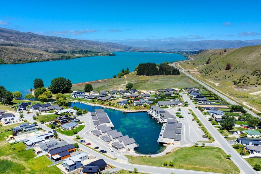 馬斯登湖度假村