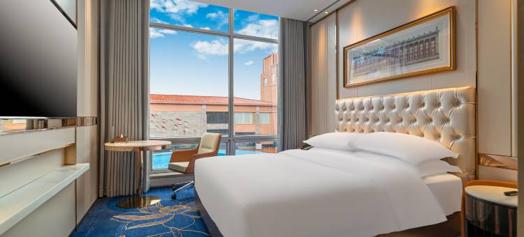 广州逸林假日酒店(白云山风景区店)图片