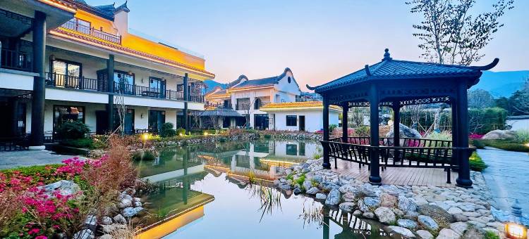 云里·鹿鸣图片