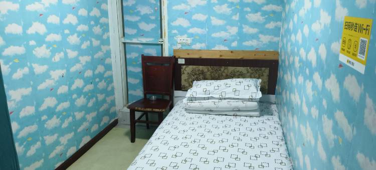 世兴出租屋(武汉循礼门轻轨店)图片