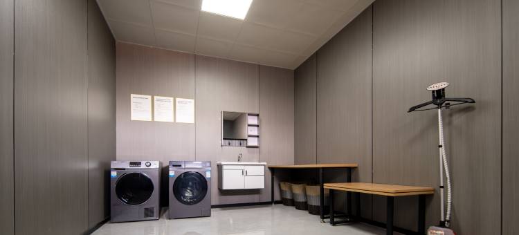 欢洋酒店(青岛城阳青春足球场店)图片