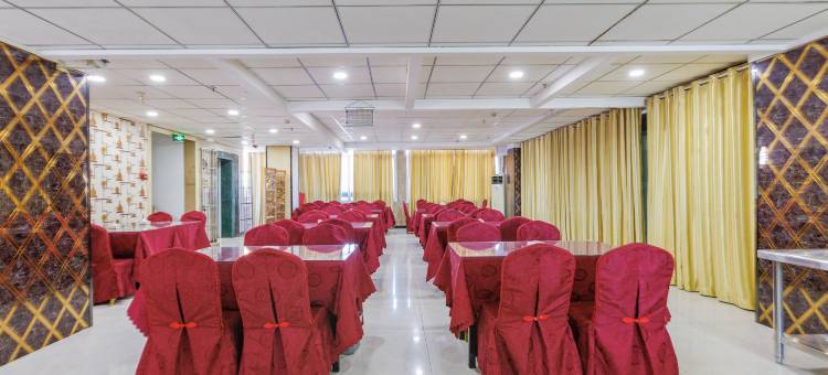 瑞龙商务酒店(呼图壁世纪园景区汽车站店)图片