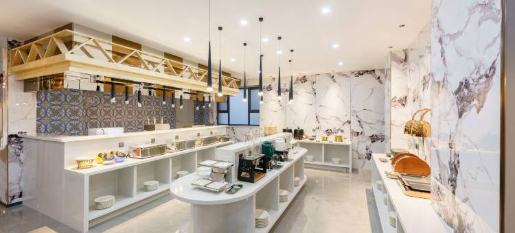 百世昌欢居酒店(新疆自治区博物馆MM美美购物中心店)图片