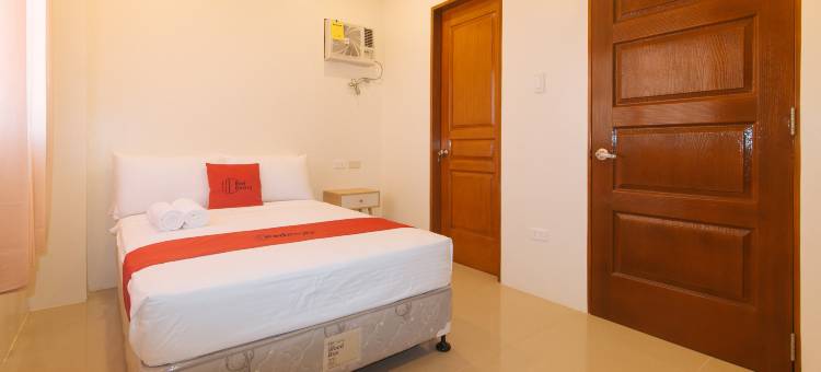 RedDoorz @ LM Apartelle Boracay图片