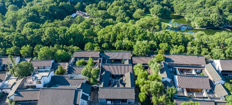 绍兴九间楼赏祊酒店(鉴湖柯岩风景区店)图片
