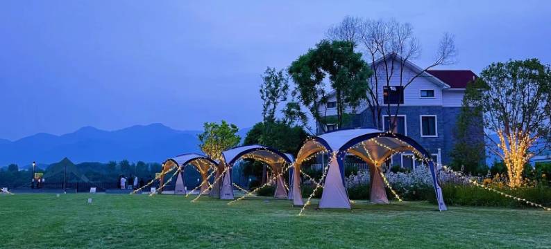 杭州桐庐富春江云隐曦岸国际酒店图片