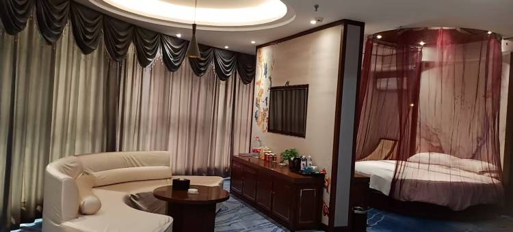 合水波斯顿酒店图片