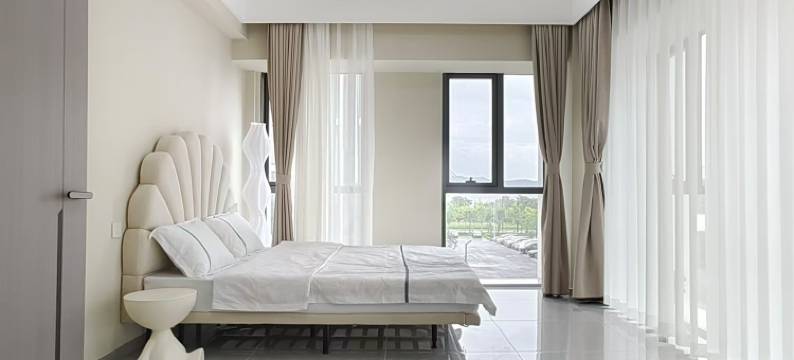 航海公园海景民宿(东北中交城店)图片