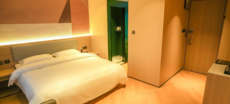 如家华驿精选酒店(乌海东站店)图片