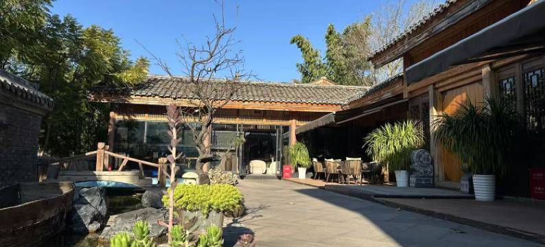 云里﹒凡尘精品民宿(大石板古村店)图片