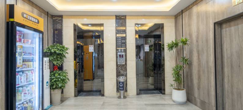 蜜桃水晶酒店(无锡火车站靖海地铁站店)图片