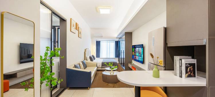 华唯国际公寓(龙眼南路美食街汕头万象城店)图片