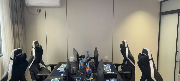 爱电竞酒店(兴仁市人民医院兴仁广场店)图片