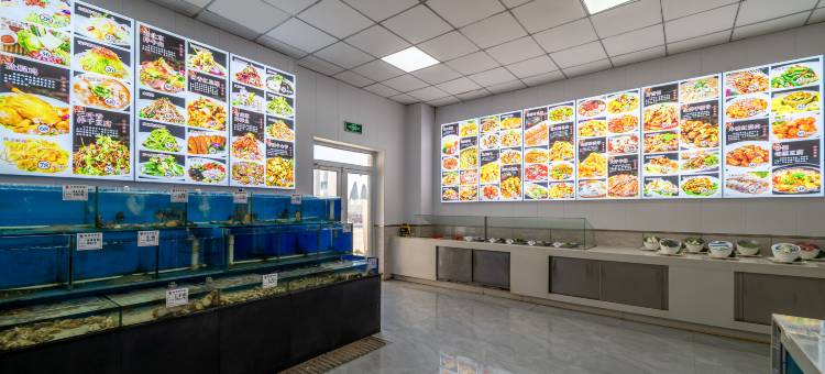 金海悦酒店(大连保税区轻轨车站店)图片