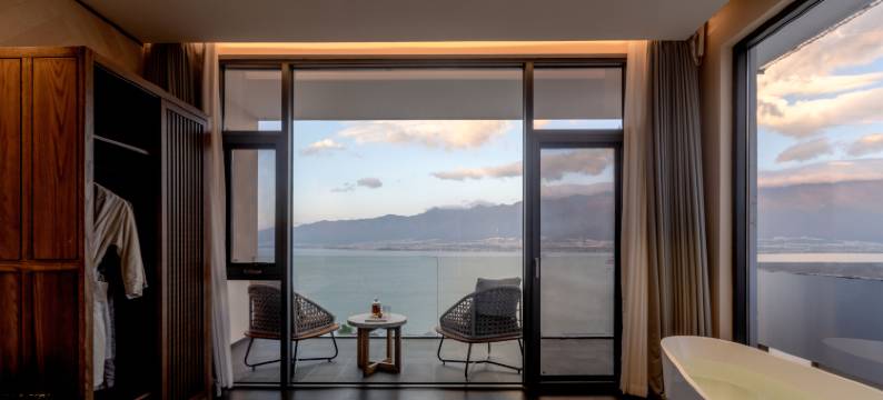 遇上·你|In Your Heart·半山全海景私汤度假美宿(大理洱海店)图片