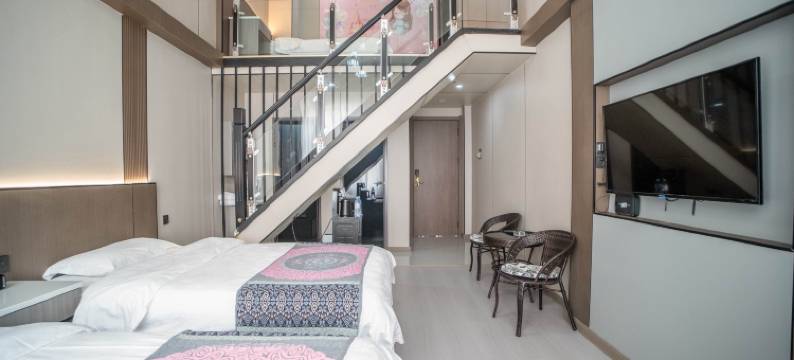 七彩丹霞彩虹湾酒店图片