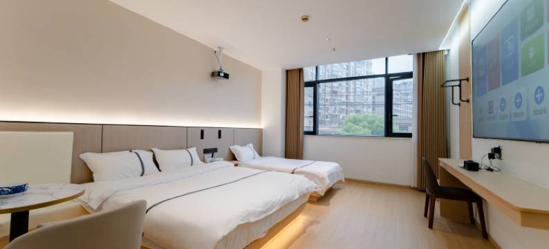 德福电竞酒店(古窑民俗博览区中国陶瓷博物馆店)图片