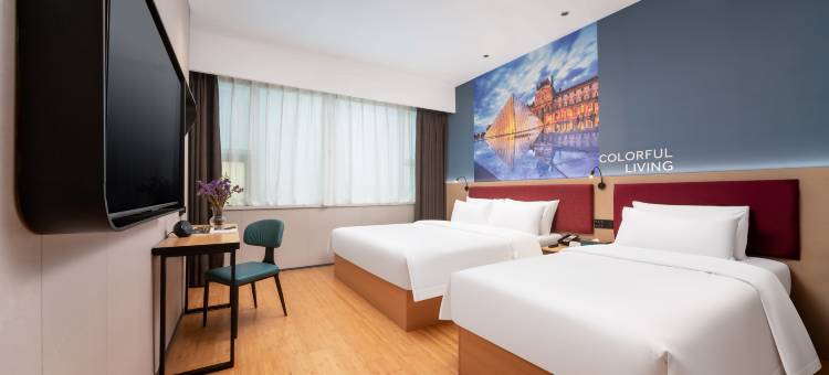 潮漫酒店(青岛栈桥火车站店)图片